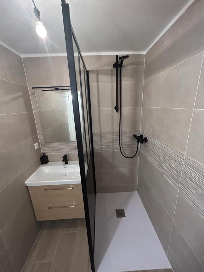 Petit Appart Cosy En Centre Ville Сет Экстерьер фото
